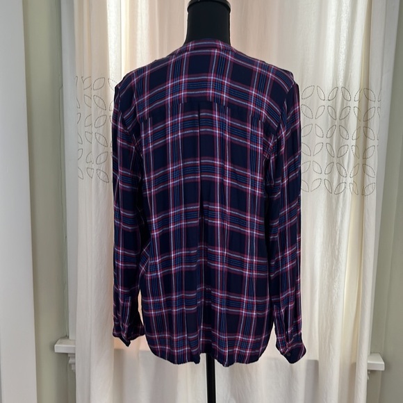 Flannel top 🖤 - Picture 10 of 14